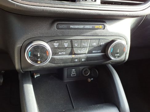 Used 2025 Ford Escape Active image 22