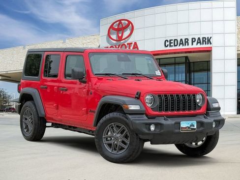 Used 2025 Jeep Wrangler Unlimited Sport AWD/4WD image 1