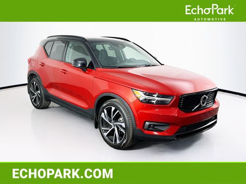 Used 2021 Volvo XC40 T5 R-Design w/ Protection Package Premier image 1