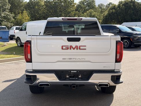 Used 2025 GMC Sierra 1500 SLT w/ SLT Premium Package AWD/4WD image 11