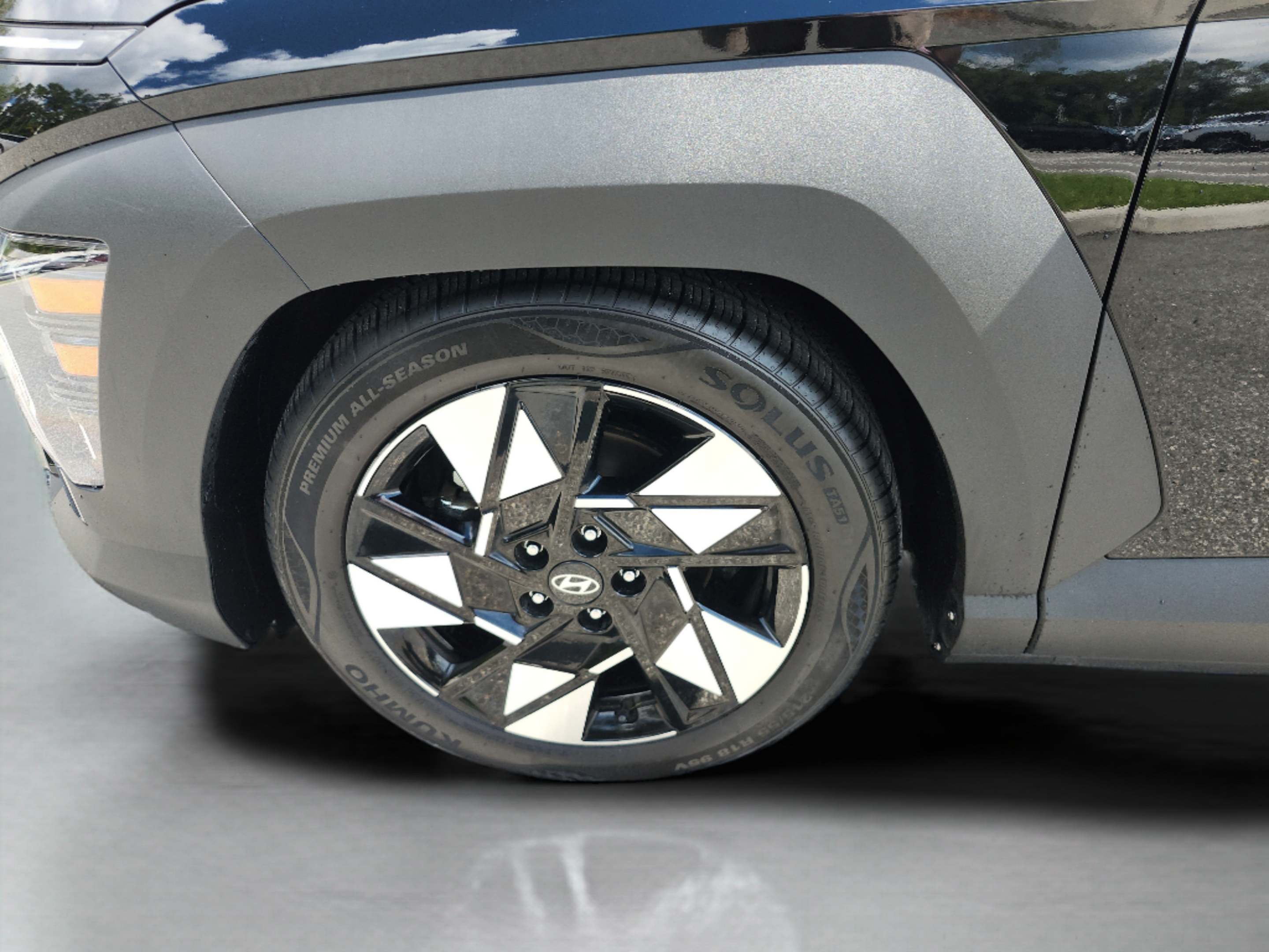 Used 2024 Hyundai Kona SEL FWD image 28