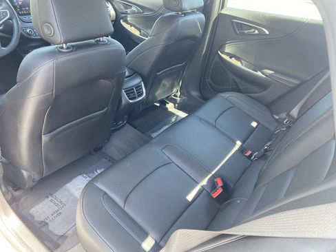 Used 2024 Chevrolet Malibu LT FWD image 18