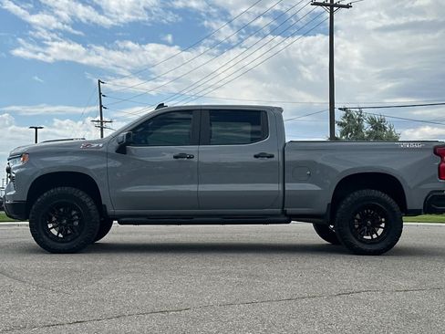 Used 2024 Chevrolet Silverado 1500 LT Trail Boss w/ Convenience Package II AWD/4WD image 5