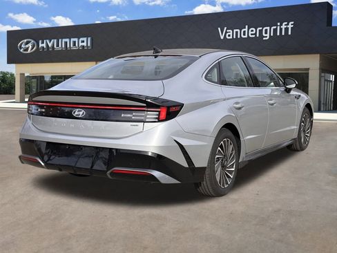 Certified 2025 Hyundai Sonata SEL image 10