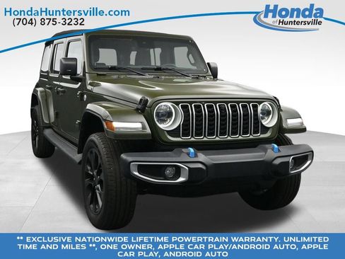 Used 2024 Jeep Wrangler Unlimited Sahara w/ Technology Group AWD/4WD image 1
