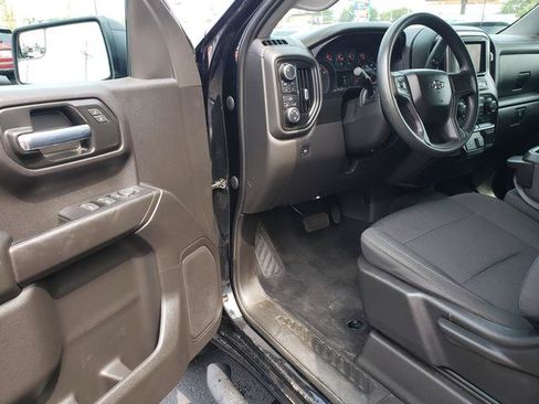 Used 2021 Chevrolet Silverado 1500 Custom Trail Boss AWD/4WD image 10