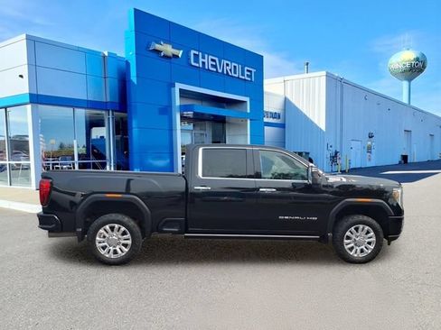 Used 2021 GMC Sierra 2500 Denali w/ Denali Ultimate Package AWD/4WD image 2