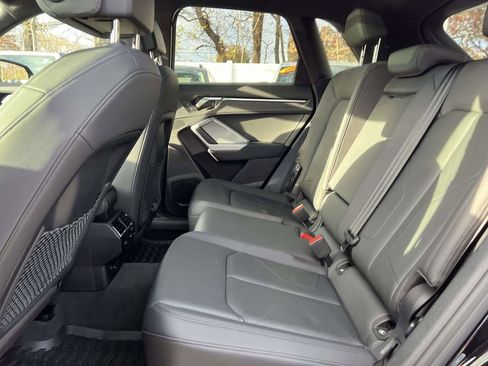 Used 2022 Audi Q3 2.0T Premium image 17