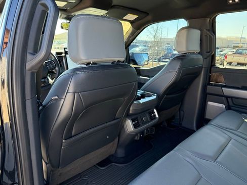 Used 2022 Ford F150 Lightning Lariat image 21