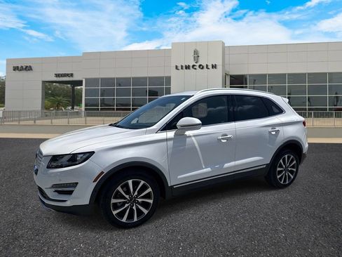 Certified 2019 Lincoln MKC Reserve w/ MKC Technology Package FWD image 10