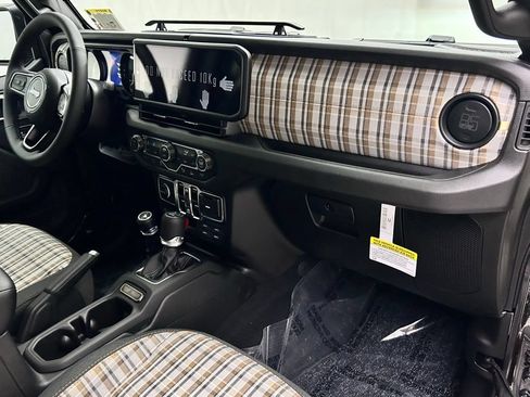 New 2026 Jeep Wrangler Unlimited Sport AWD/4WD image 19