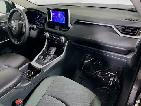 Certified 2025 Toyota RAV4 XLE image 26