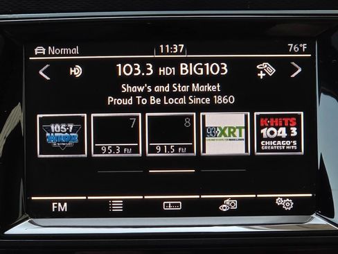 Used 2015 Volkswagen Golf 4-Door FWD image 22