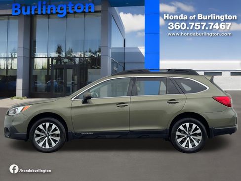 Used 2017 Subaru Outback 2.5i Limited AWD/4WD image 3