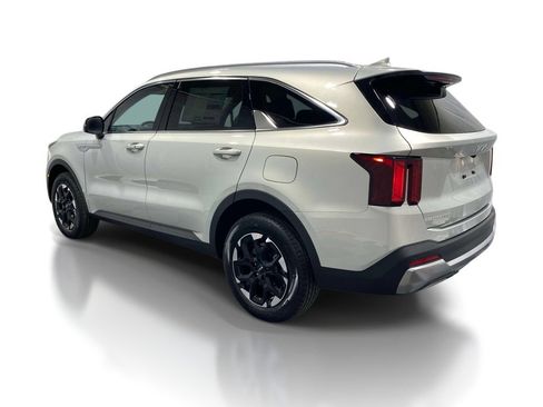 New 2026 Kia Sorento S AWD/4WD image 2