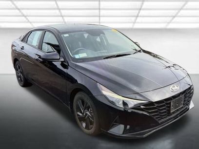 Used 2023 Hyundai Elantra SEL