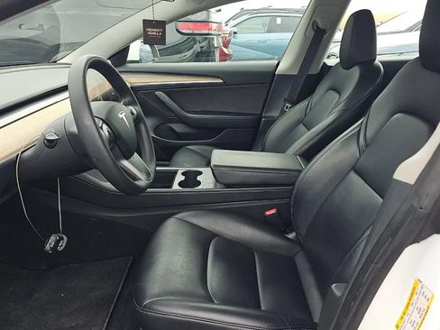 Used 2023 Tesla Model 3 Standard Range RWD image 5