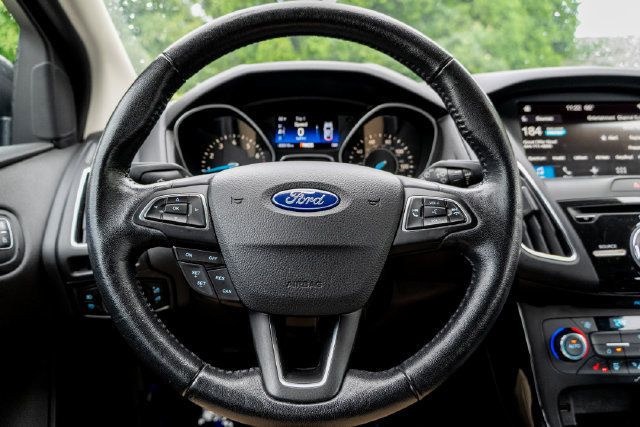 Used 2017 Ford Focus Titanium FWD image 18