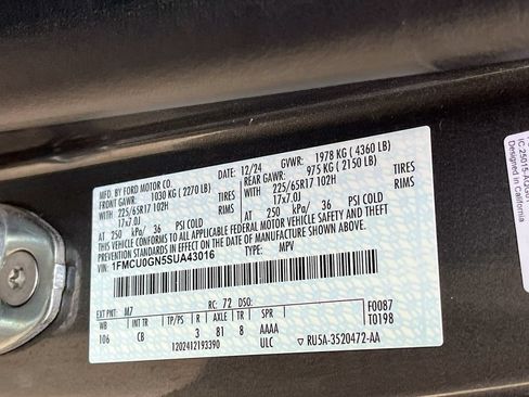 Used 2025 Ford Escape Active FWD image 28