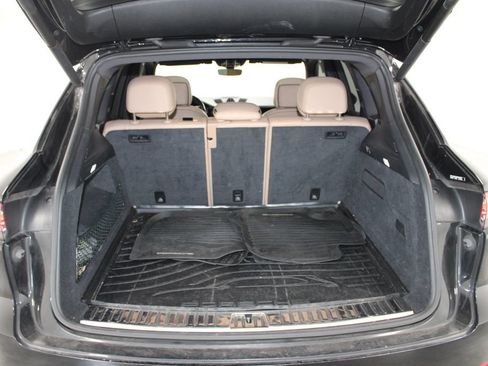 Used 2019 Porsche Cayenne AWD/4WD image 13