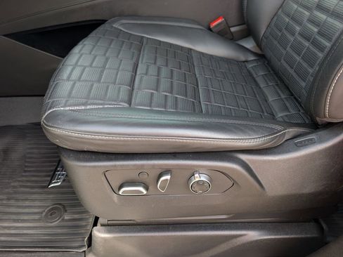 Certified 2023 Cadillac Escalade ESV Sport Platinum w/ LPO, ONYX Package image 14