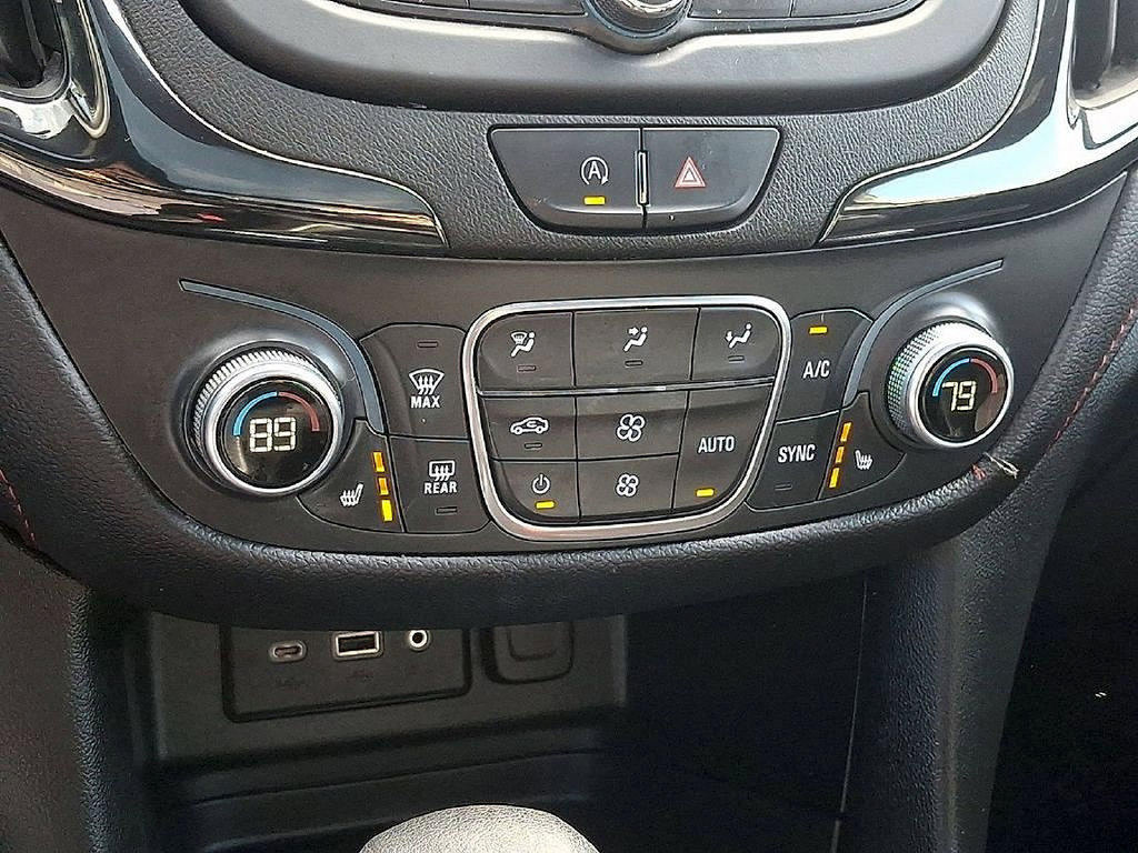 Used 2022 Chevrolet Equinox RS AWD/4WD image 28
