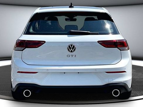 Used 2024 Volkswagen GTI SE w/ MDO Package FWD image 5
