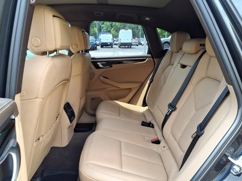 Used 2017 Porsche Macan S AWD/4WD image 32