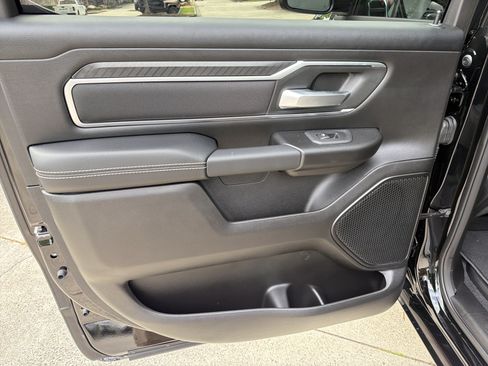 Used 2025 RAM 1500 Big Horn AWD/4WD image 25