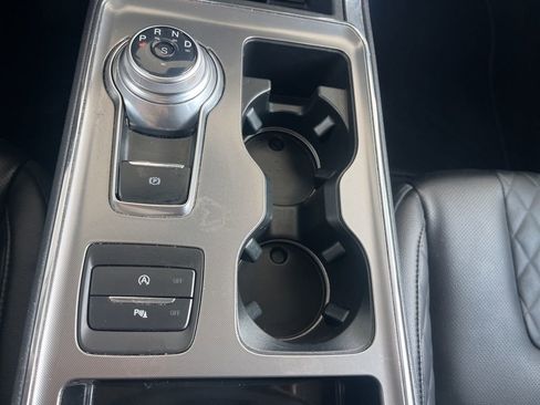 Used 2024 Ford Edge Titanium w/ Equipment Group 301A AWD/4WD image 16