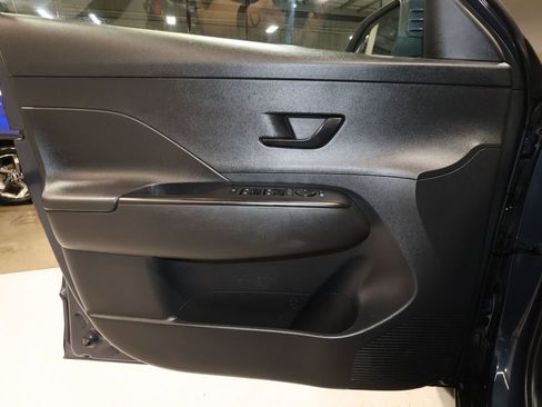 Used 2025 Hyundai Kona SEL image 21