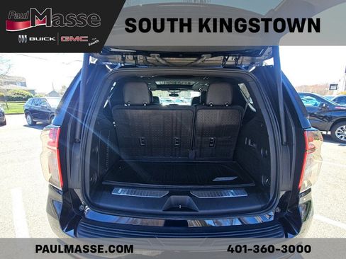 Used 2023 Chevrolet Tahoe Z71 w/ Luxury Package AWD/4WD image 22