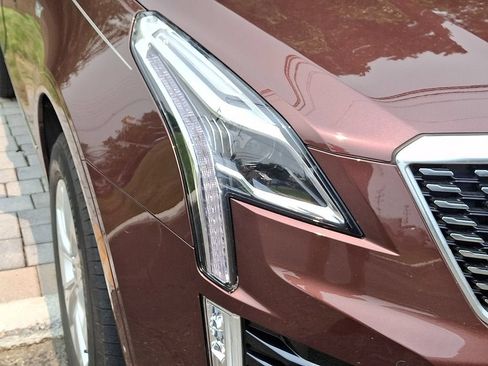 Used 2022 Cadillac XT5 Luxury AWD/4WD image 7