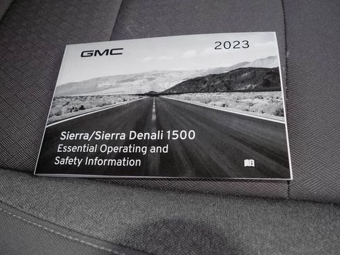 Used 2023 GMC Sierra 1500 Elevation w/ Preferred Package AWD/4WD image 37