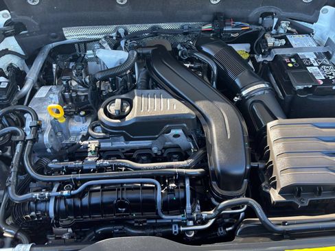 Used 2026 Volkswagen Taos S FWD image 47