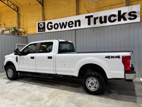 Used 2019 Ford F250 XL w/ Power Equipment Group image 5