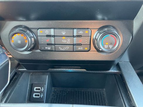 Used 2019 Ford F150 XLT w/ Equipment Group 302A Luxury AWD/4WD image 21