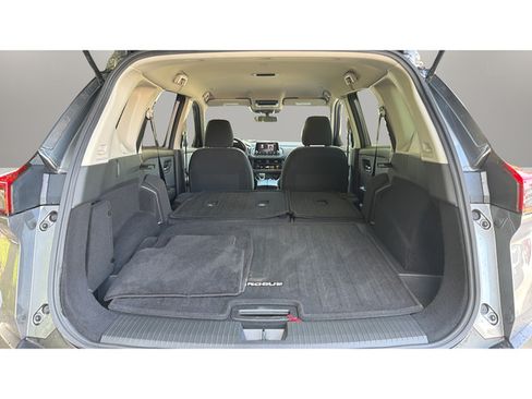 Used 2023 Nissan Rogue SV AWD/4WD image 10