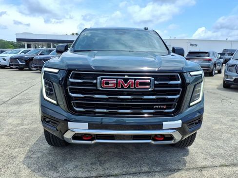 New 2026 GMC Yukon XL AT4 w/ AT4 Premium Plus Package AWD/4WD image 2