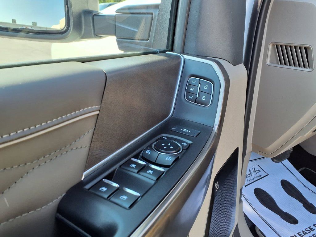 Used 2025 Ford F450 Platinum w/ Platinum Plus Package AWD/4WD image 13