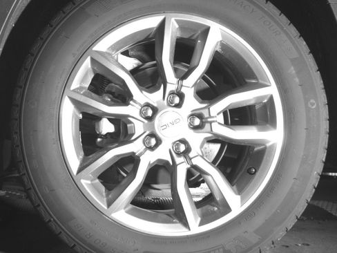 Used 2024 GMC Terrain SLT image 14