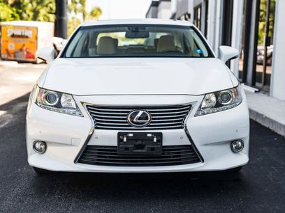Used 2014 Lexus ES 350 w/ Premium Package