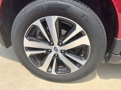 Used 2018 Subaru Outback 2.5i Limited AWD/4WD image 18
