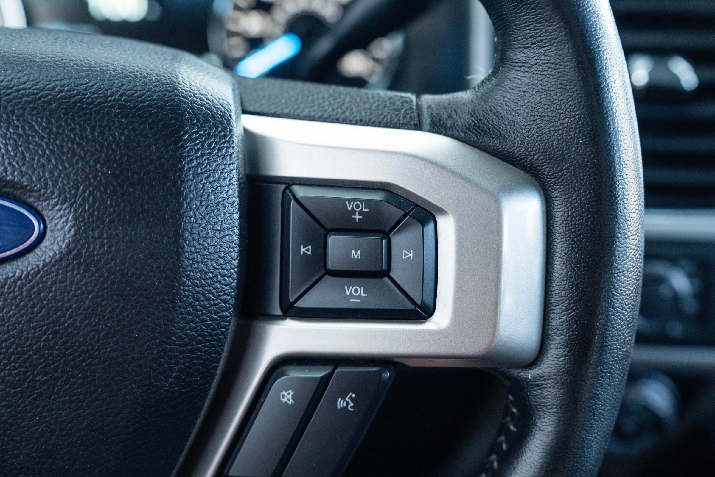 Used 2019 Ford F150 Lariat AWD/4WD image 24