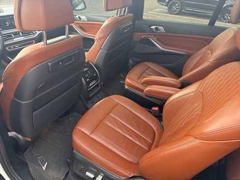 Used 2022 BMW X7 M50i w/ Executive Package image 12