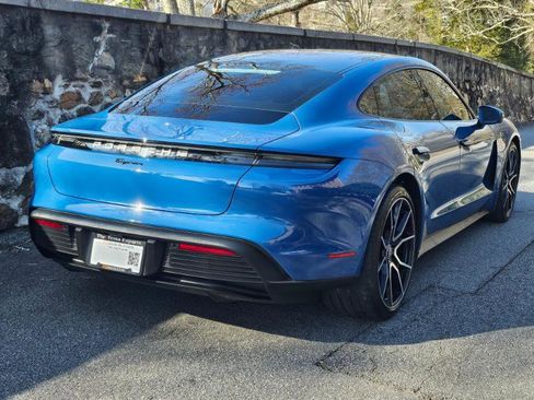 Used 2023 Porsche Taycan w/ Premium Package image 10