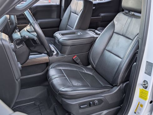 Used 2019 Chevrolet Silverado 1500 High Country image 15