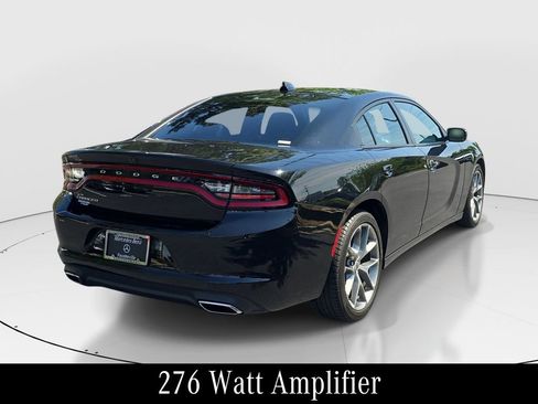 Used 2022 Dodge Charger SXT w/ Plus Group RWD image 5