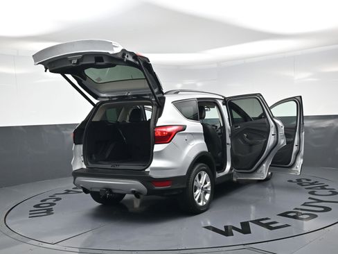 Used 2019 Ford Escape SEL image 24