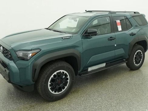 New 2026 Toyota 4Runner TRD Off-Road Premium AWD/4WD image 1